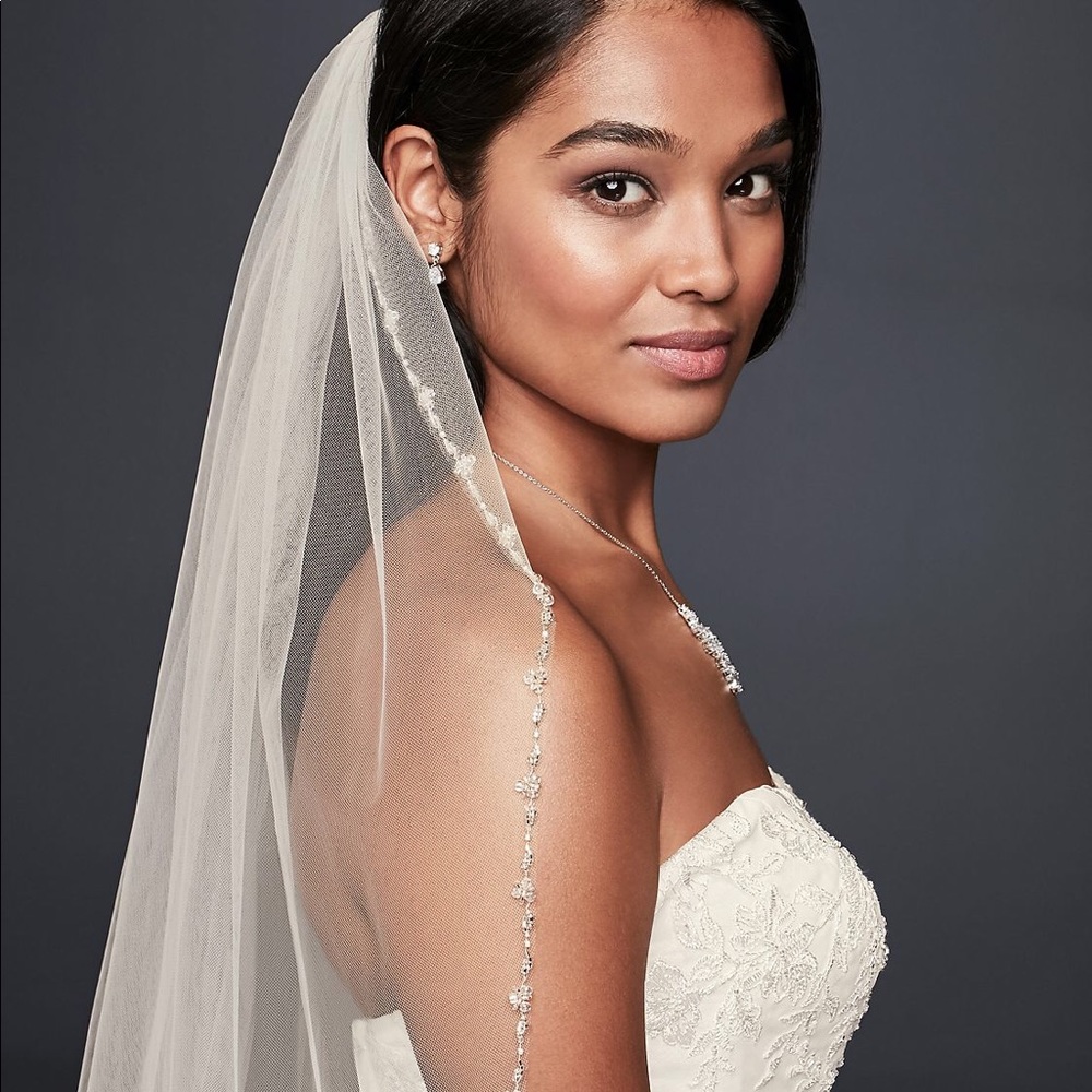 Fingertip Veil for Wedding